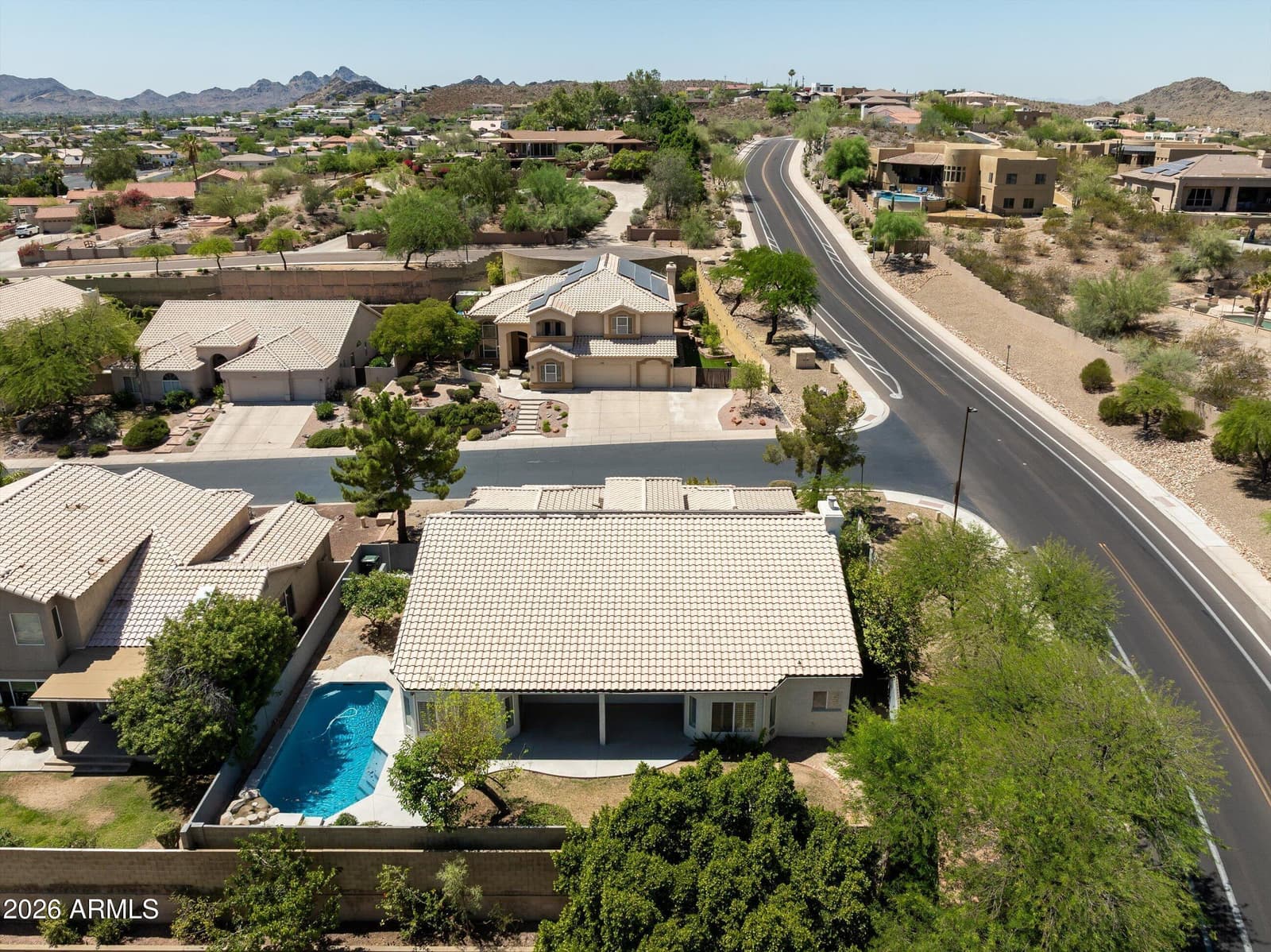 1702 E Sheena Drive, Phoenix, AZ 85022 — photo 4 of 37