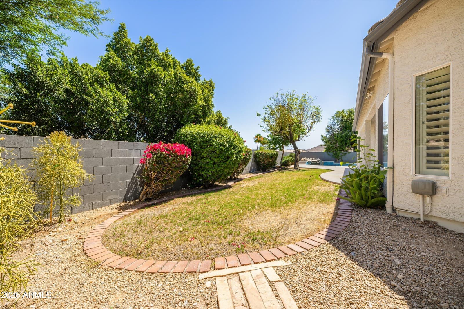 1702 E Sheena Drive, Phoenix, AZ 85022 — photo 34 of 37