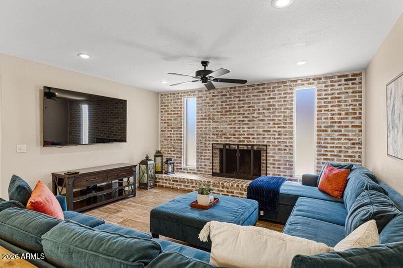 2118 E PEBBLE BEACH Drive, Tempe, AZ 85282 — photo 14 of 35