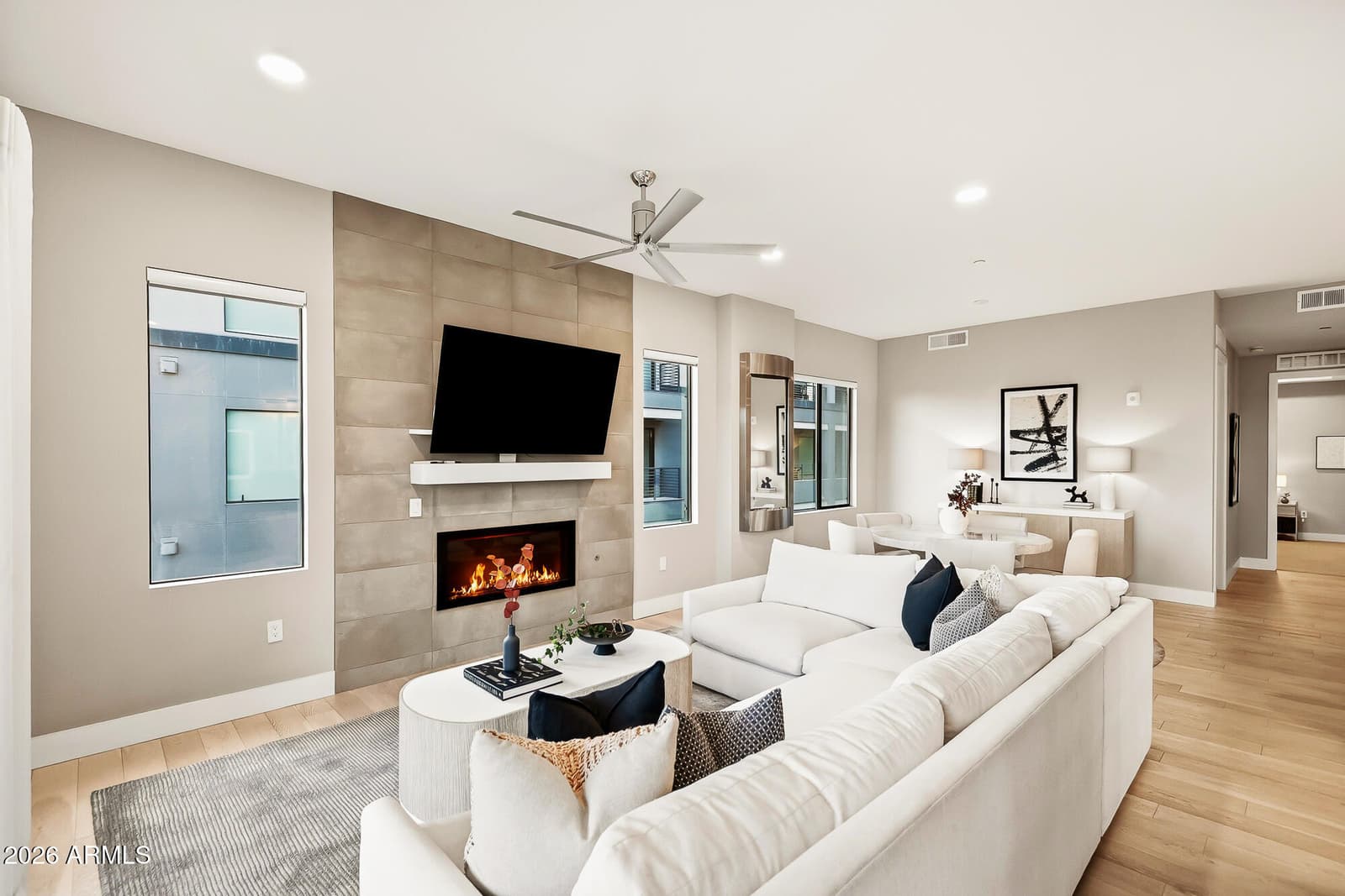 5250 E DEER VALLEY Drive 258, Phoenix, AZ 85054 — photo 17 of 51