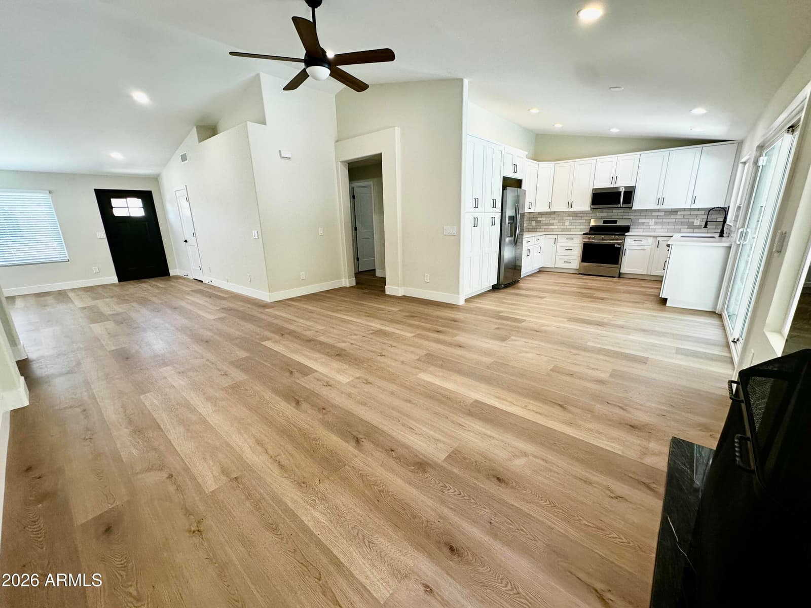 7352 W VIA DEL SOL Drive, Glendale, AZ 85310 — photo 3 of 50