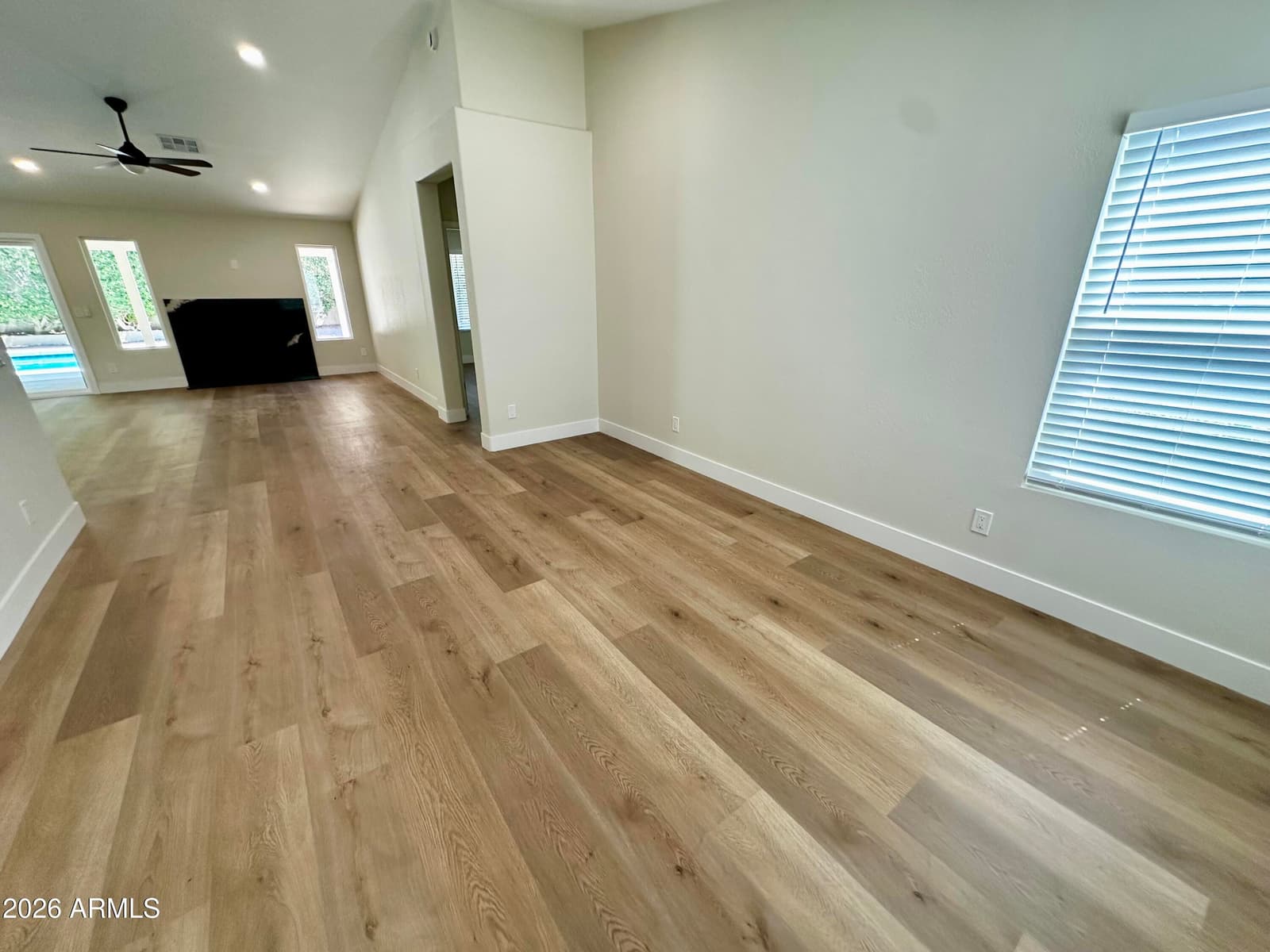 7352 W VIA DEL SOL Drive, Glendale, AZ 85310 — photo 5 of 50