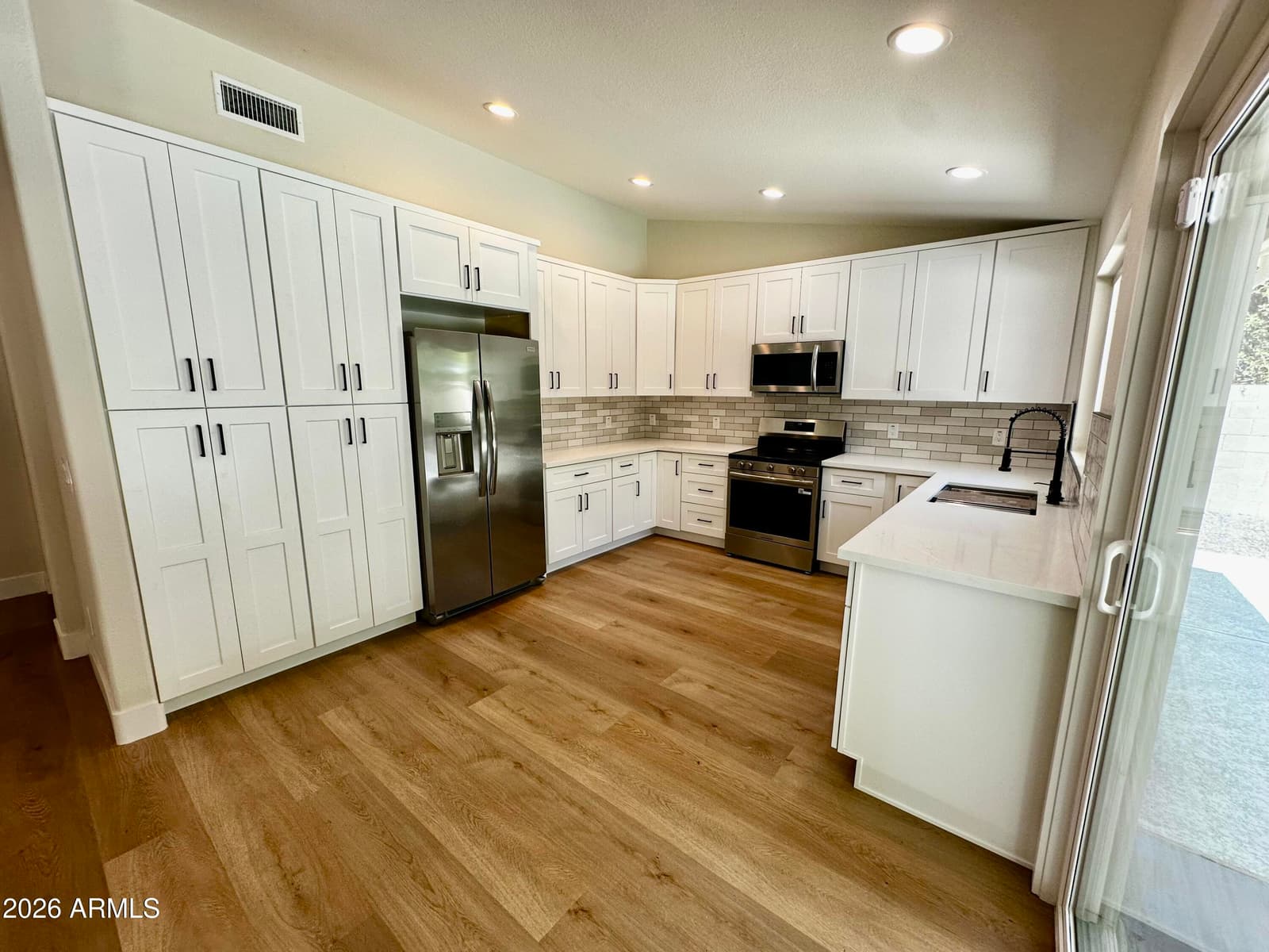 7352 W VIA DEL SOL Drive, Glendale, AZ 85310 — photo 11 of 50