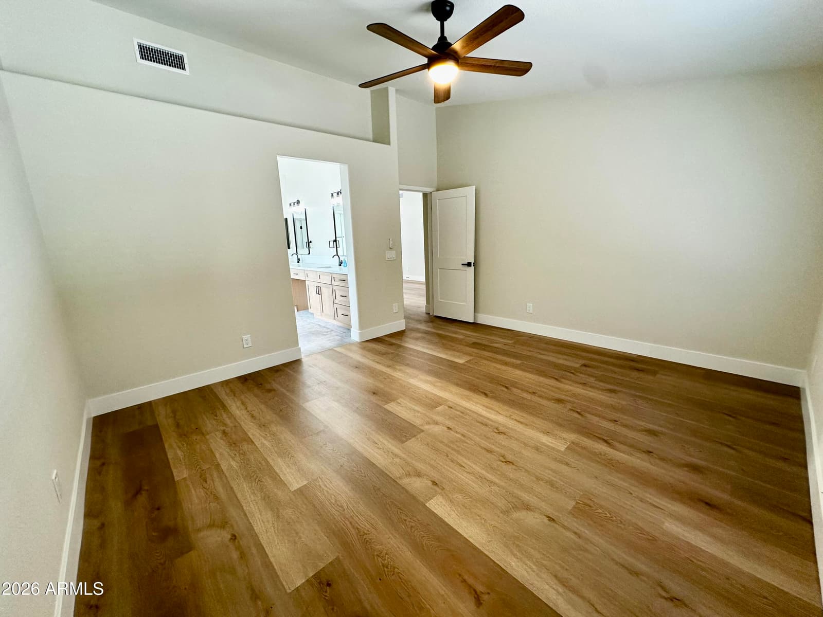 7352 W VIA DEL SOL Drive, Glendale, AZ 85310 — photo 18 of 50
