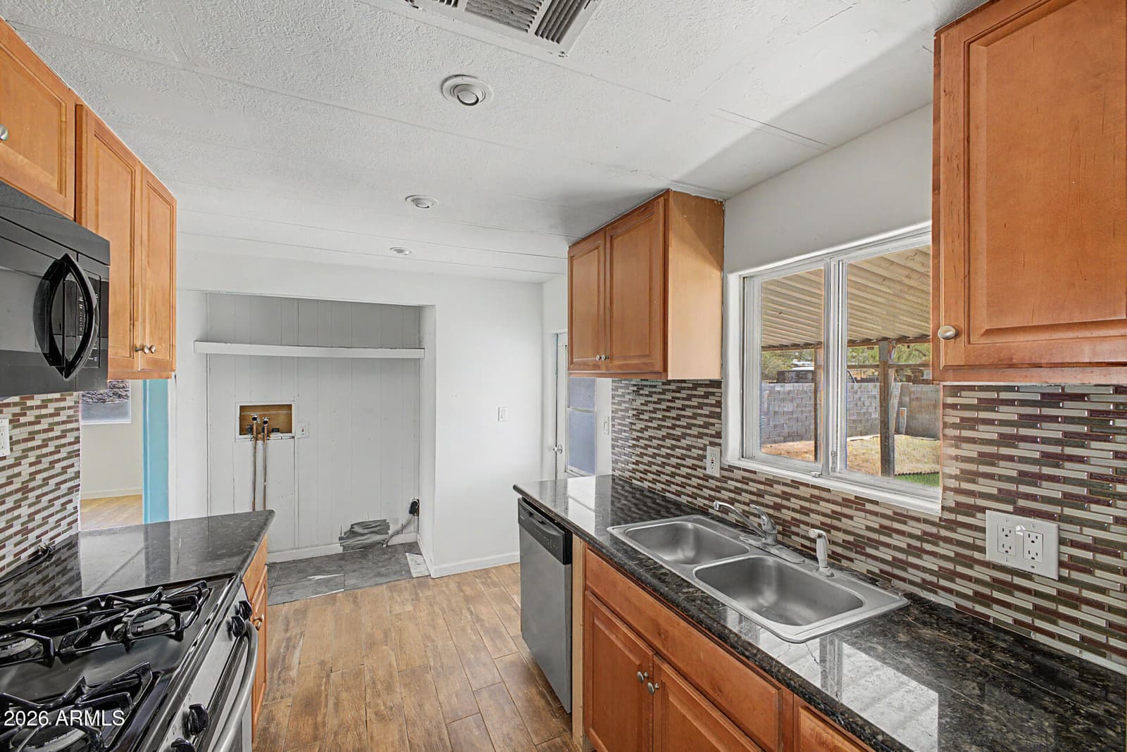 19641 N 26th Street, Phoenix, AZ 85050 — photo 13 of 28