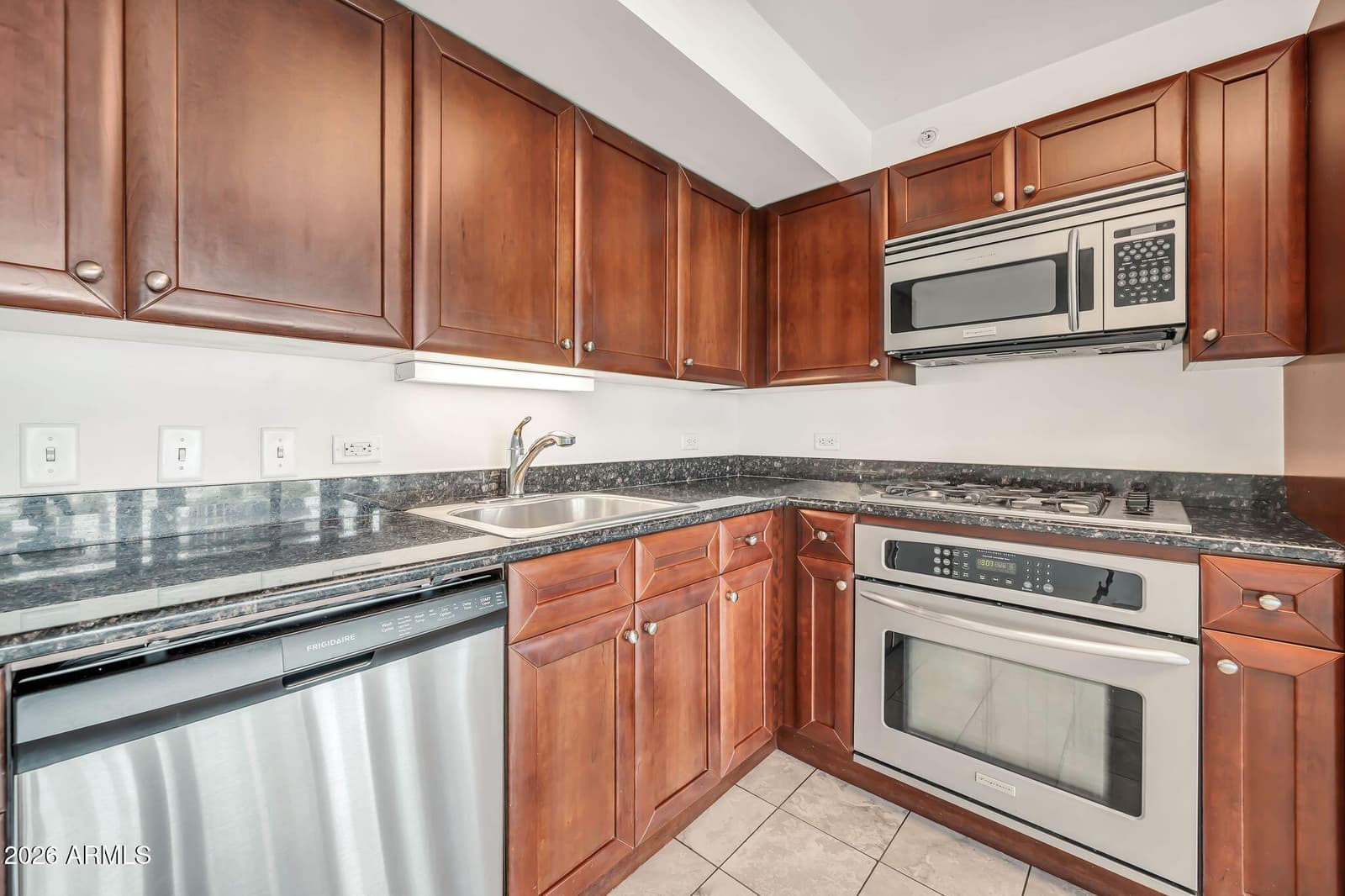4808 N 24TH Street 202, Phoenix, AZ 85016 — photo 6 of 41