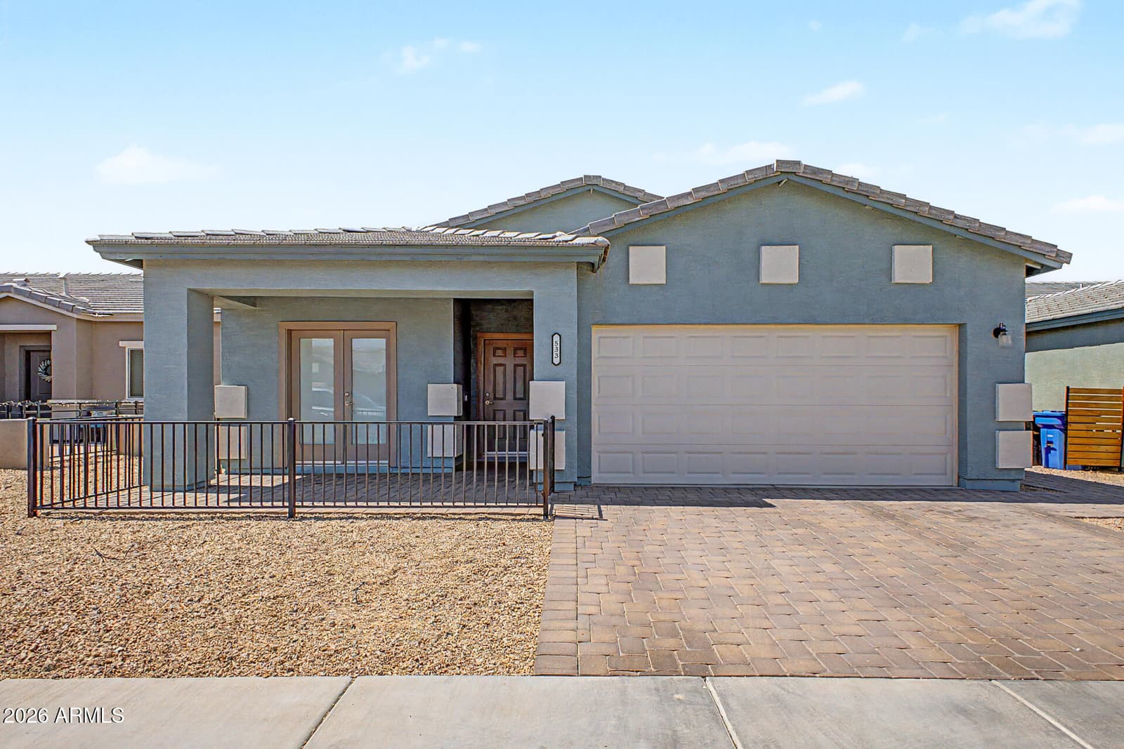 533 W HARWELL Road, Phoenix, AZ 85041 — photo 1 of 36