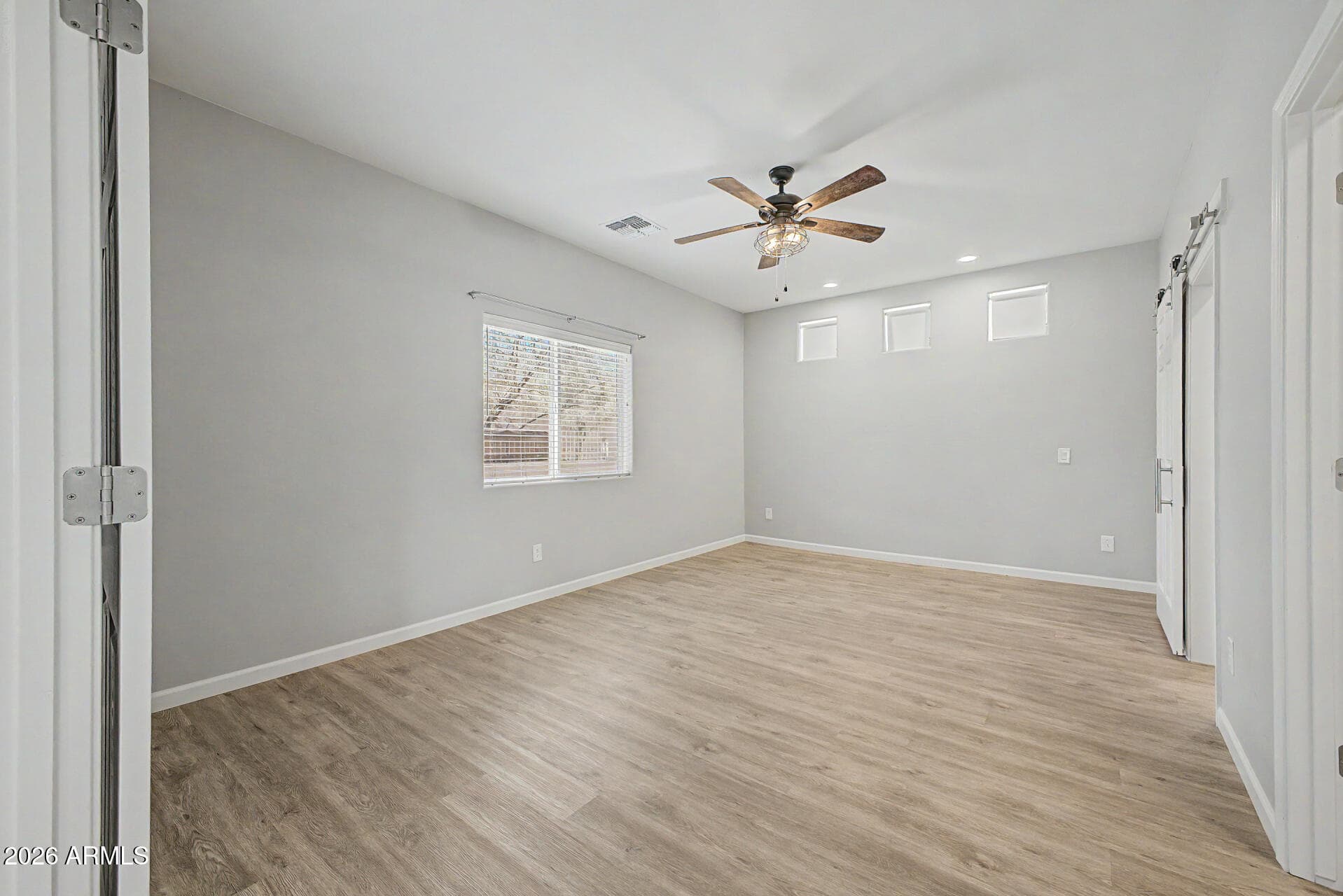 533 W HARWELL Road, Phoenix, AZ 85041 — photo 18 of 36