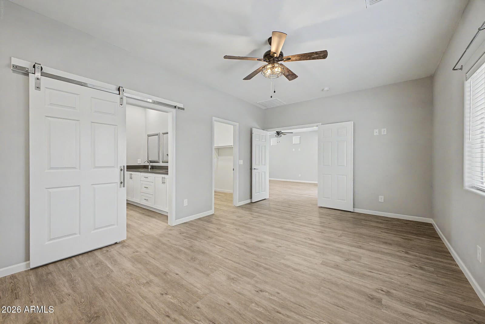 533 W HARWELL Road, Phoenix, AZ 85041 — photo 19 of 36