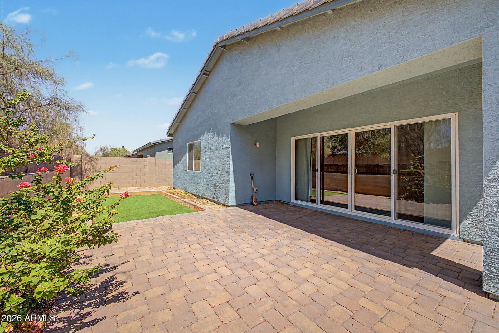 533 W HARWELL Road, Phoenix, AZ 85041 — photo 33 of 36