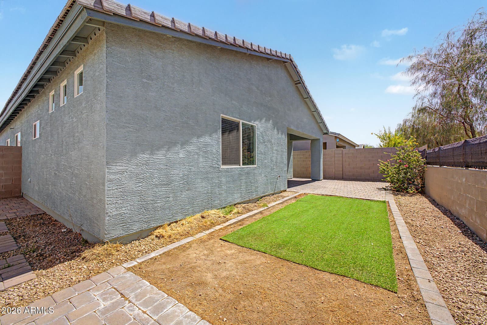 533 W HARWELL Road, Phoenix, AZ 85041 — photo 35 of 36