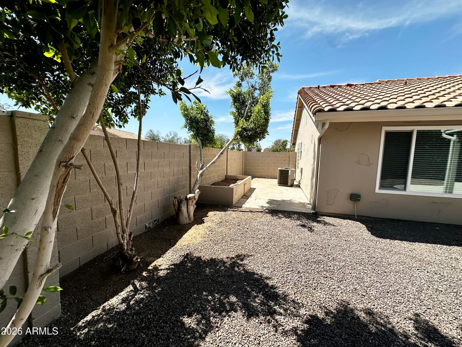 7352 W VIA DEL SOL Drive, Glendale, AZ 85310 — photo 39 of 50
