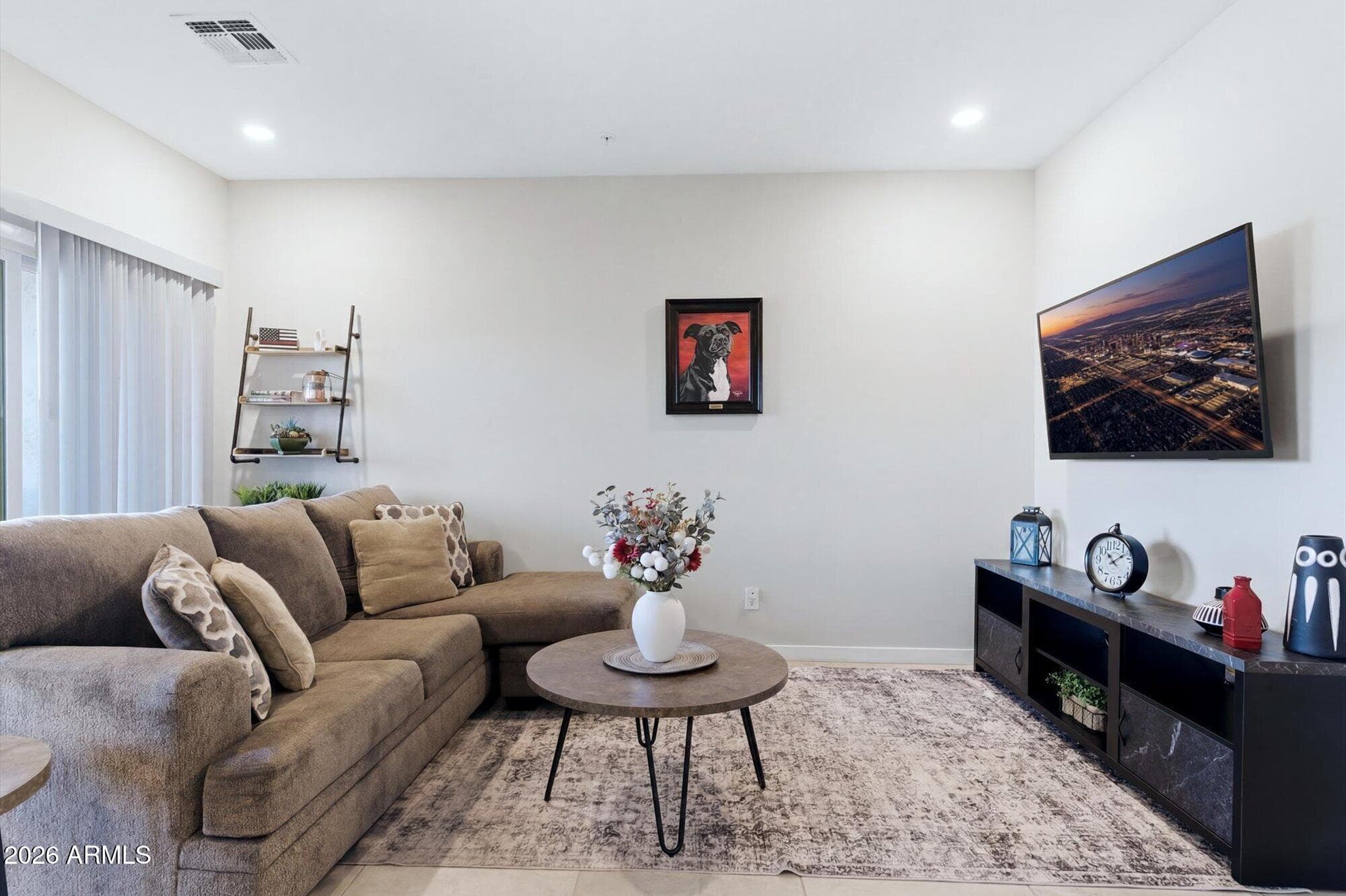 2279 W LAURIE Lane, Phoenix, AZ 85021 — photo 15 of 32