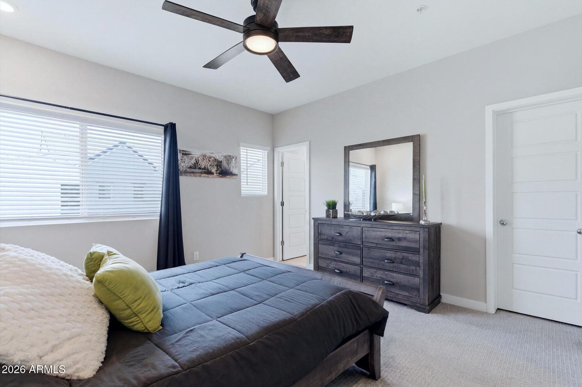 2279 W LAURIE Lane, Phoenix, AZ 85021 — photo 22 of 32
