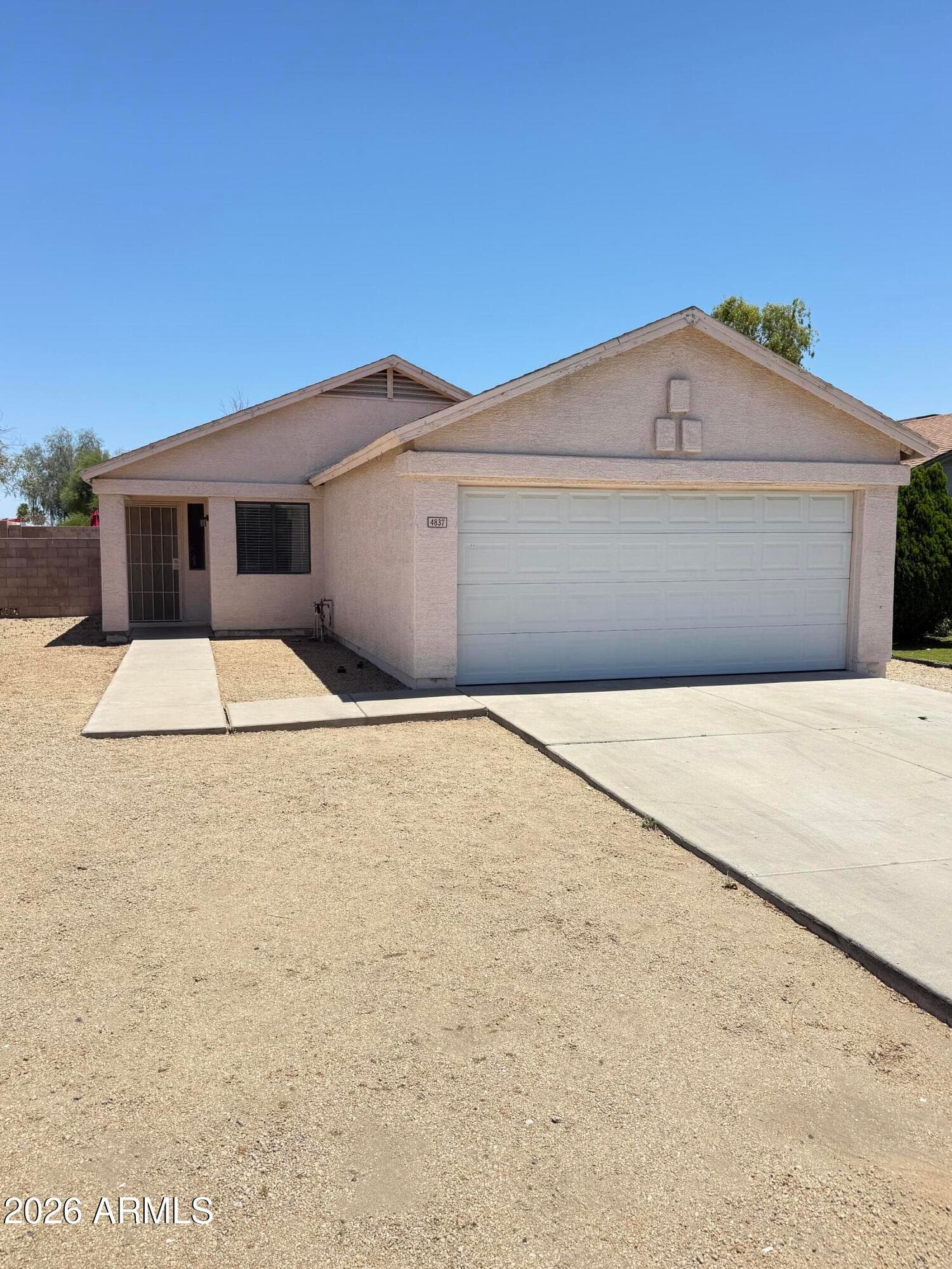 4837 N 87th Avenue, Phoenix, AZ 85037 — photo 3 of 23