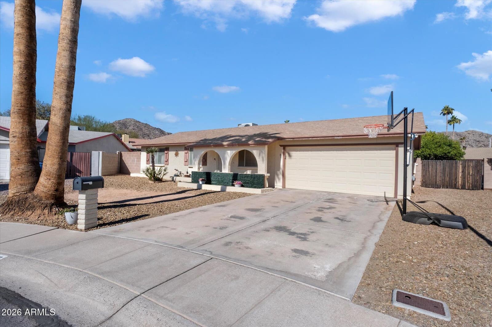 10610 S 42ND Place, Phoenix, AZ 85044 — photo 21 of 29