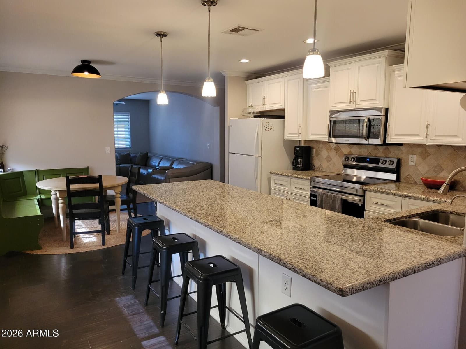 6720 E ARBOR Avenue, Mesa, AZ 85206 — photo 3 of 10