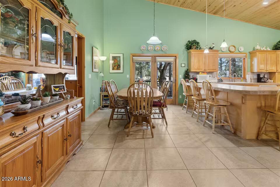 3361 COUNTRY CLUB Drive, Show Low, AZ 85901 — photo 9 of 38