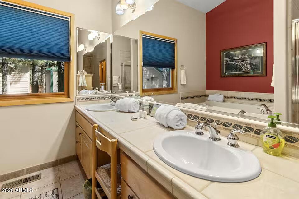 3361 COUNTRY CLUB Drive, Show Low, AZ 85901 — photo 23 of 38