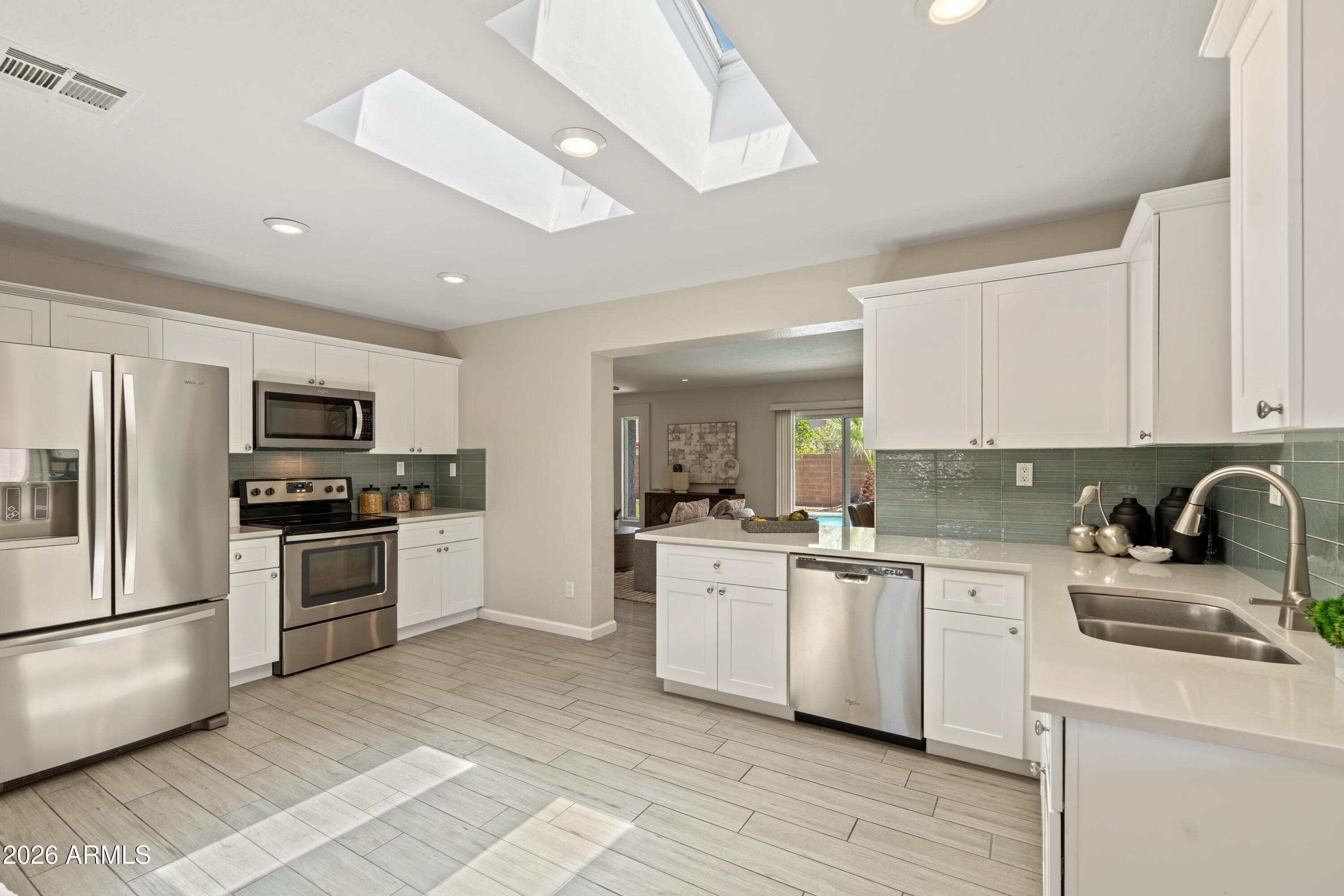 6701 E LATHAM Street, Scottsdale, AZ 85257 — photo 10 of 33
