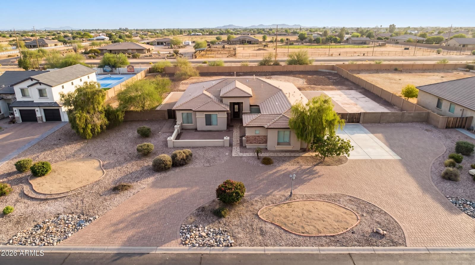 3518 N MANSFIELD Drive, Litchfield Park, AZ 85340 — photo 2 of 50