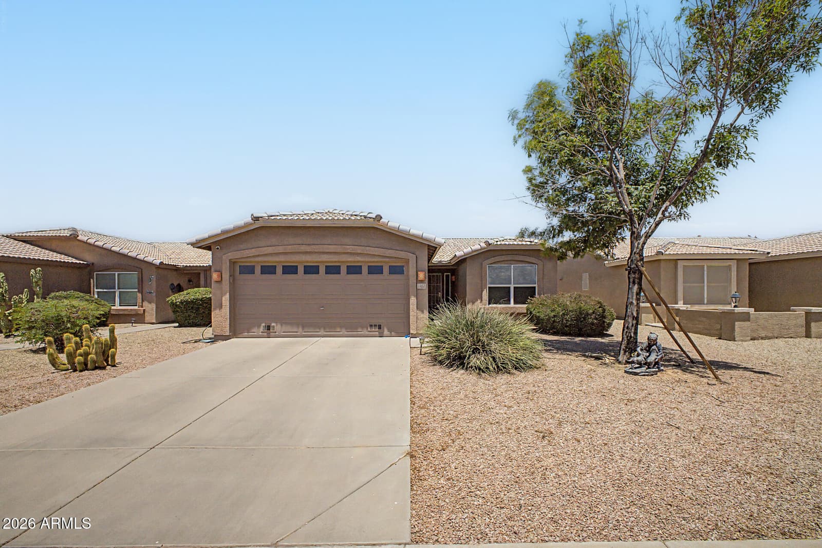 1462 E TORREY PINES Lane, Chandler, AZ 85249 — photo 1 of 24