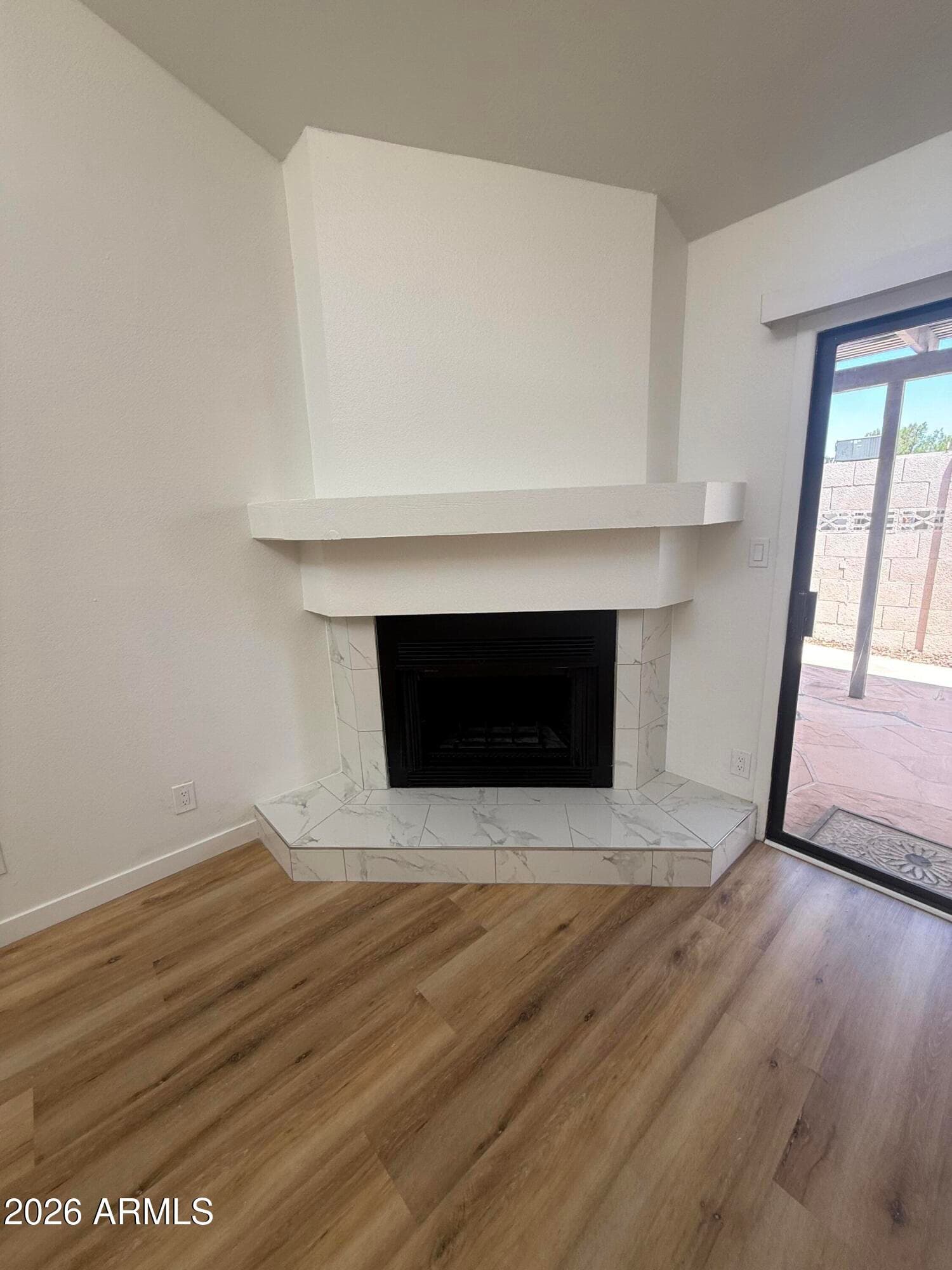 4758 W SANNA Street, Glendale, AZ 85302 — photo 11 of 24