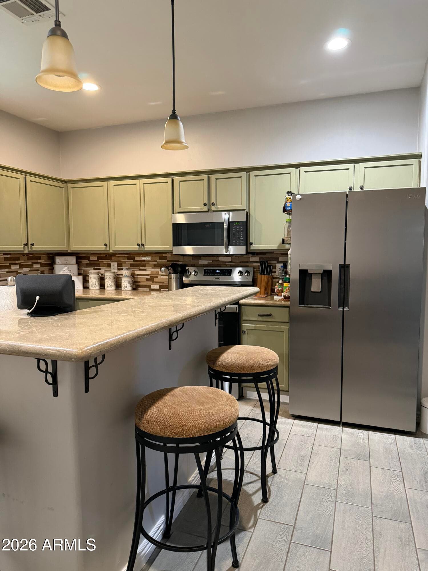 104 W PUEBLO Avenue, Phoenix, AZ 85041 — photo 10 of 30