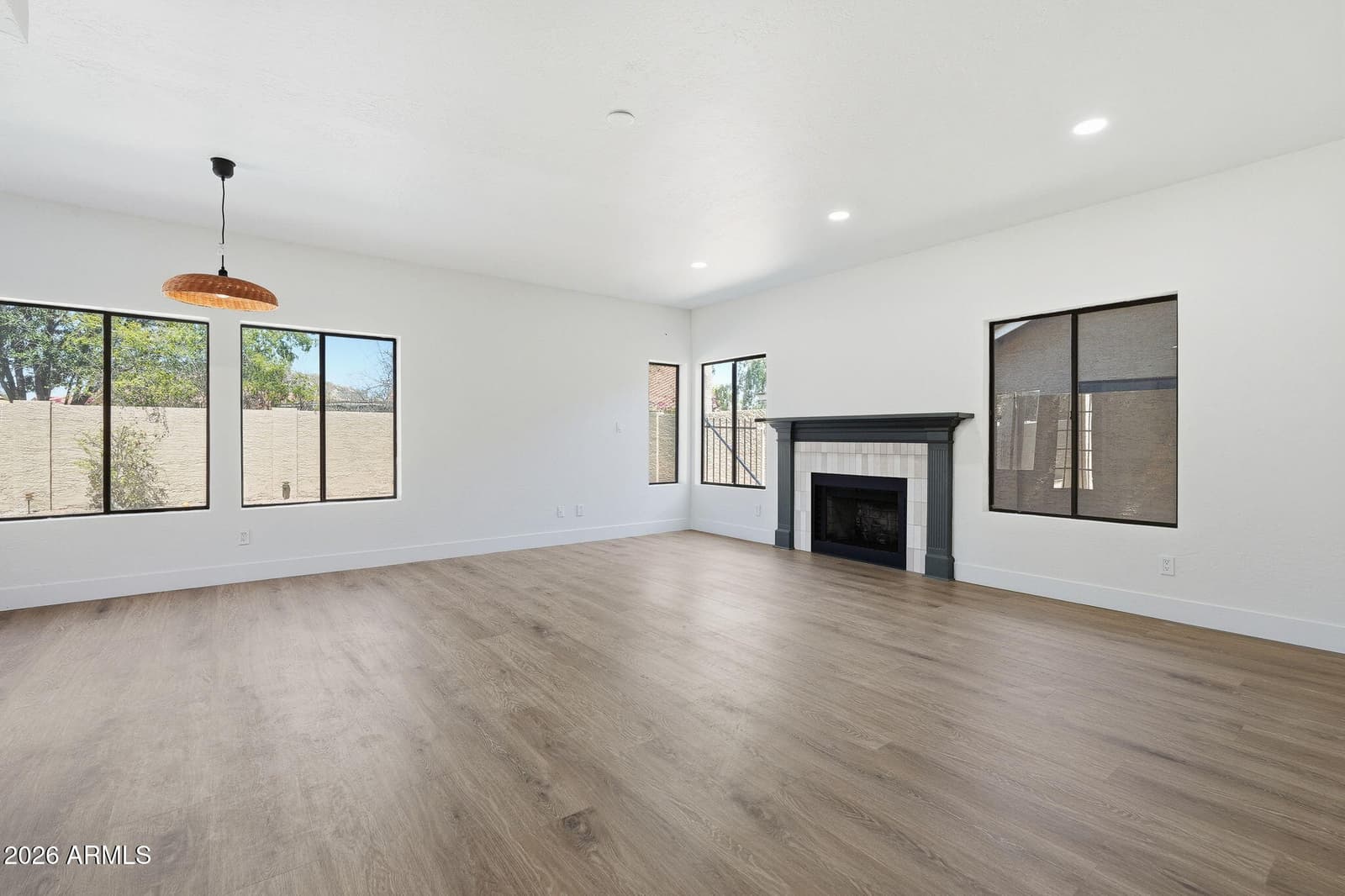 14091 S 40TH Street, Phoenix, AZ 85044 — photo 6 of 31