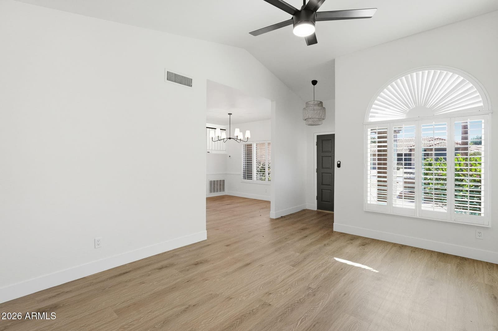 14091 S 40TH Street, Phoenix, AZ 85044 — photo 7 of 31