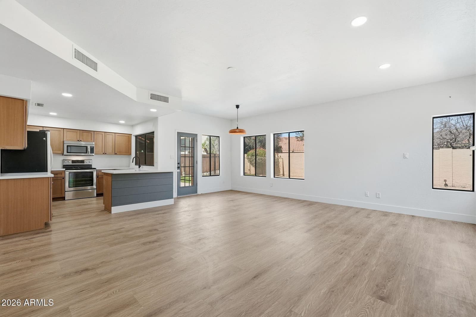 14091 S 40TH Street, Phoenix, AZ 85044 — photo 12 of 31