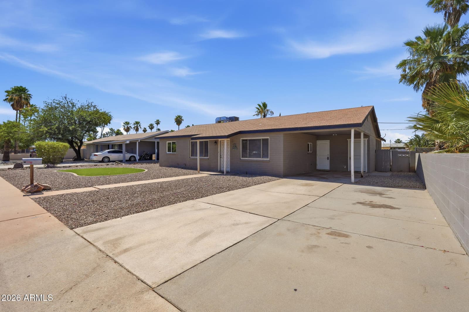 209 E MCMURRAY Boulevard, Casa Grande, AZ 85122 — photo 3 of 35