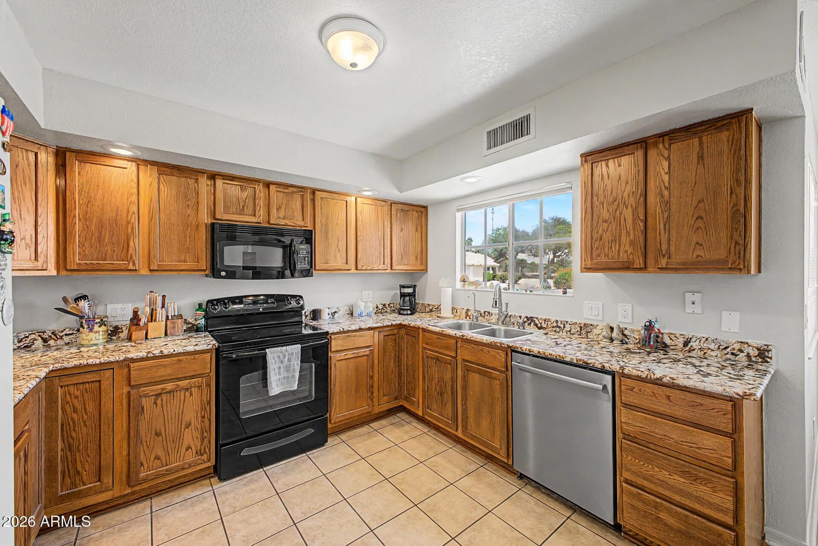 22620 S 214TH Way, Queen Creek, AZ 85142 — photo 10 of 28