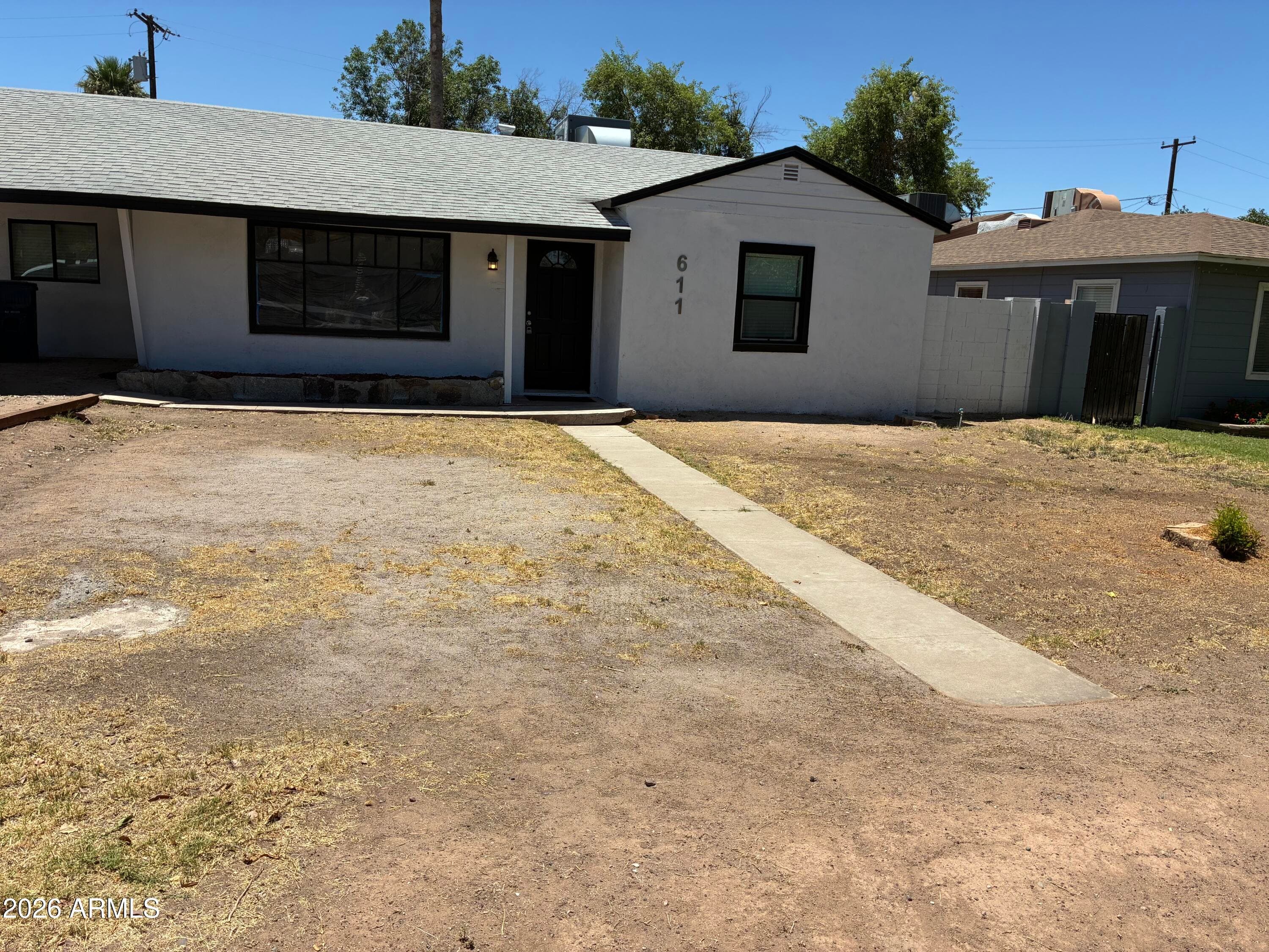 611 W 11TH Street, Tempe, AZ 85281 — photo 1 of 42