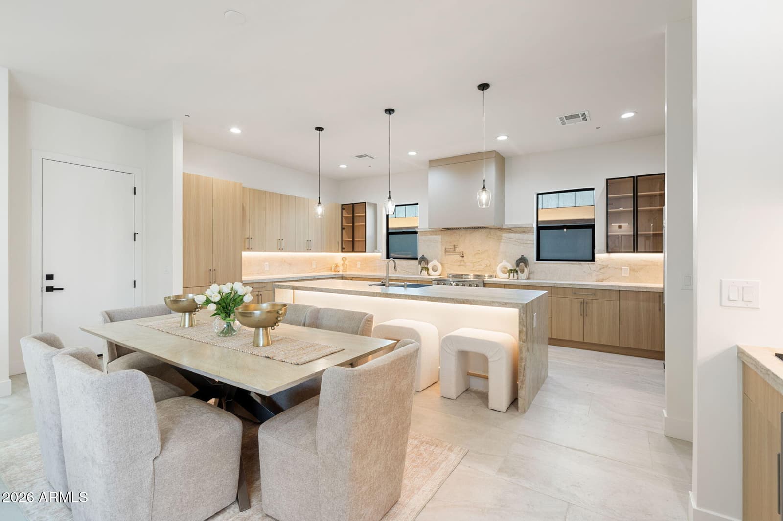8531 E INDIANOLA Avenue, Scottsdale, AZ 85251 — photo 12 of 58