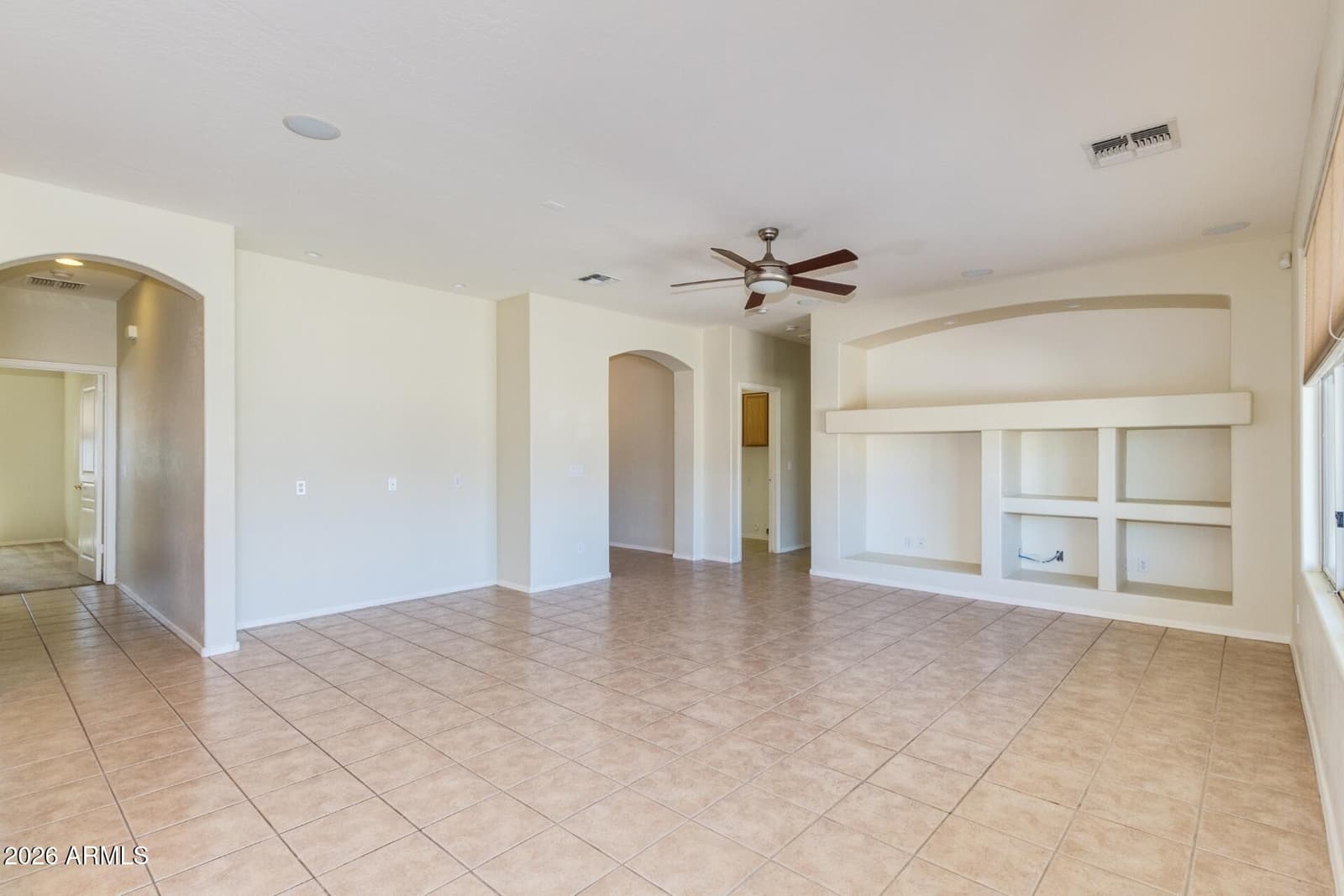 1814 E FAWN Drive, Phoenix, AZ 85042 — photo 8 of 14