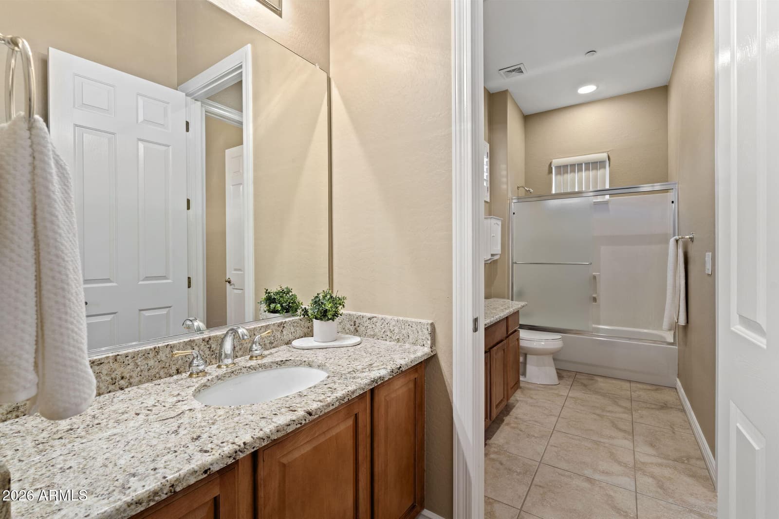 40704 N CLUB POINTE Drive, Anthem, AZ 85086 — photo 24 of 136