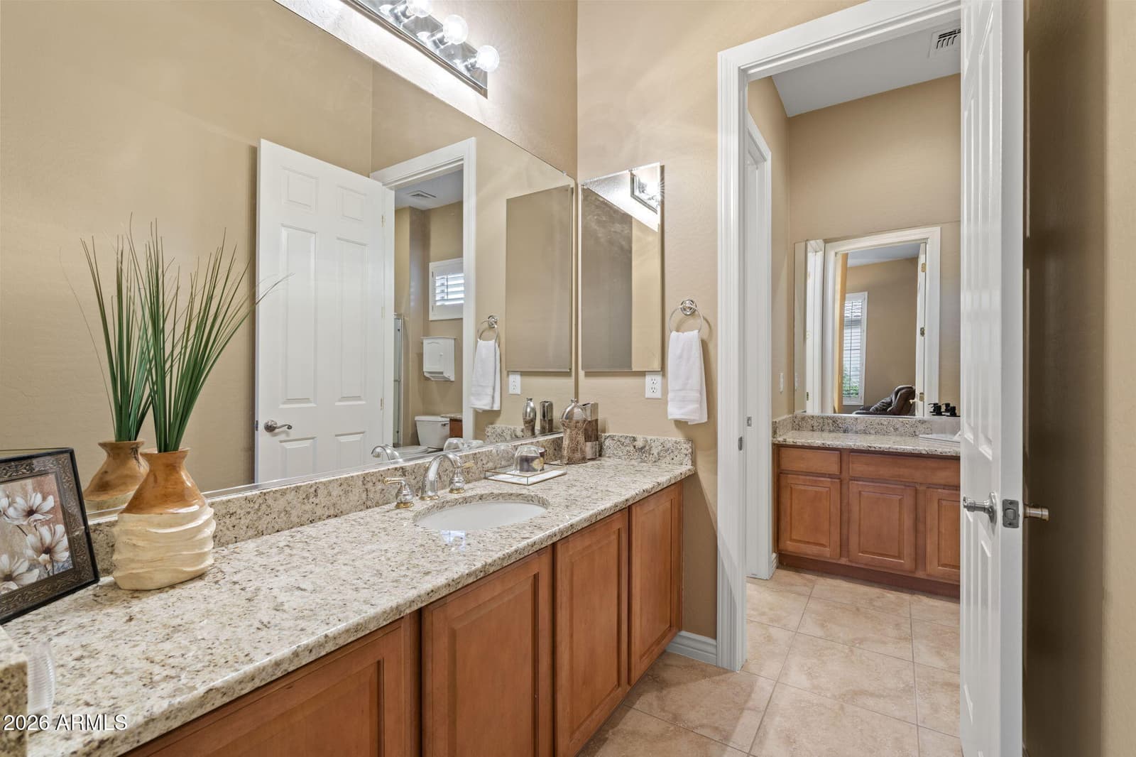 40704 N CLUB POINTE Drive, Anthem, AZ 85086 — photo 71 of 136