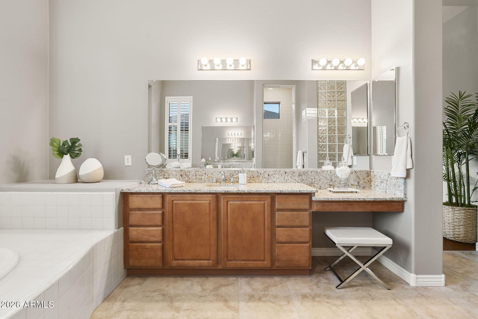 40704 N CLUB POINTE Drive, Anthem, AZ 85086 — photo 65 of 136