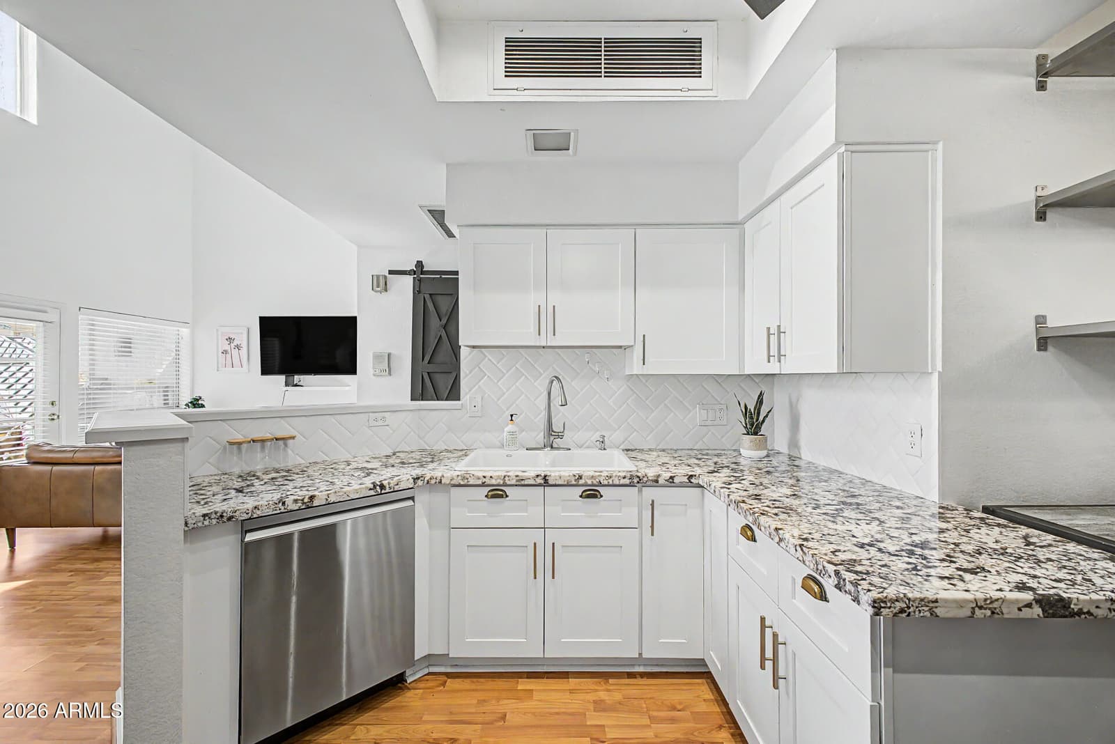 101 N 7TH Street 212, Phoenix, AZ 85034 — photo 10 of 34