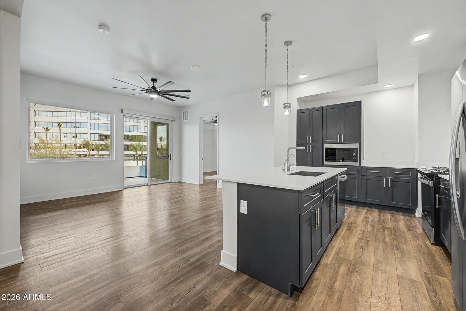 3131 N Central Avenue 4011, Phoenix, AZ 85012 — photo 12 of 42