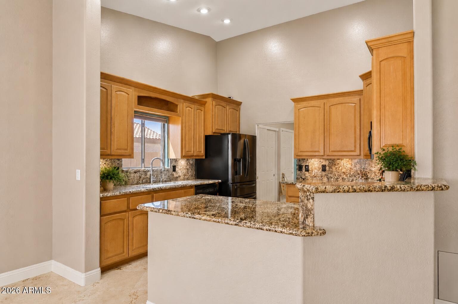 8841 W PORT ROYALE Lane, Peoria, AZ 85381 — photo 9 of 75