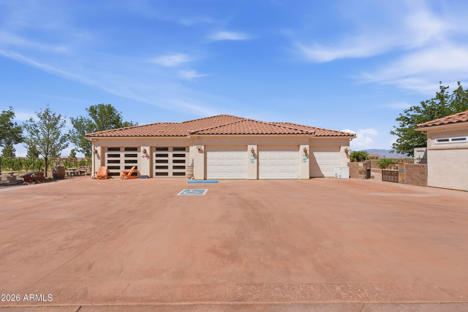 6927 E Brooks Boulevard, Kingman, AZ 86401 — photo 2 of 51