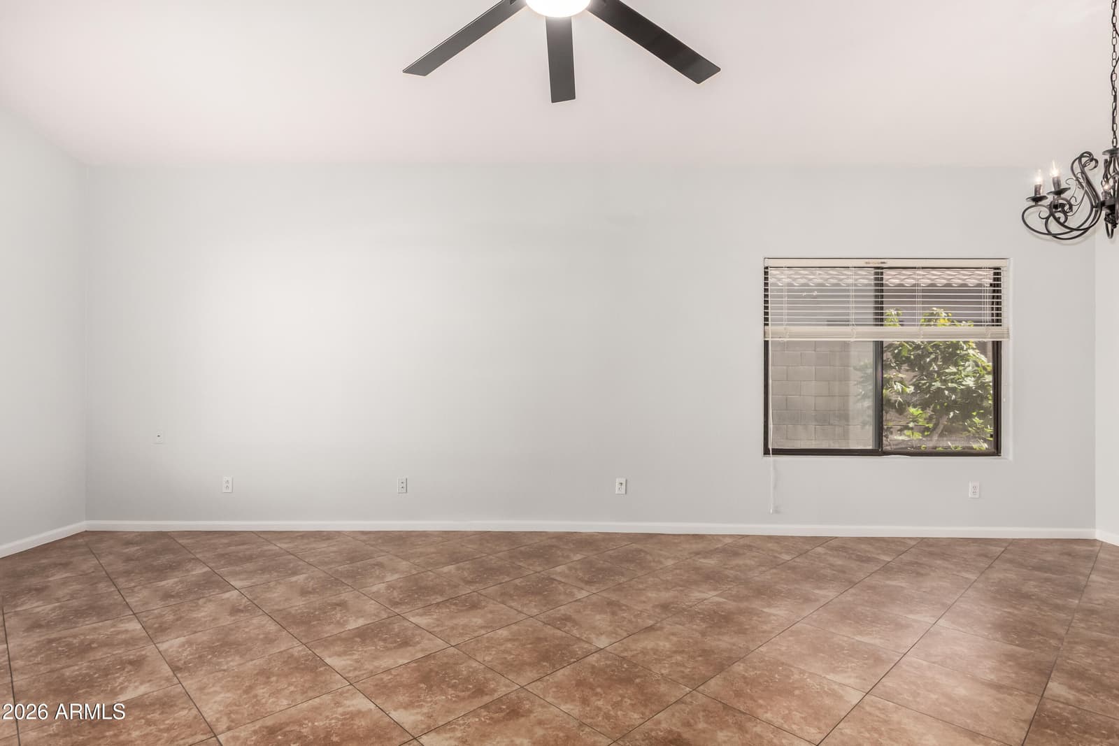 1625 E MONTOYA Lane, Phoenix, AZ 85024 — photo 8 of 42