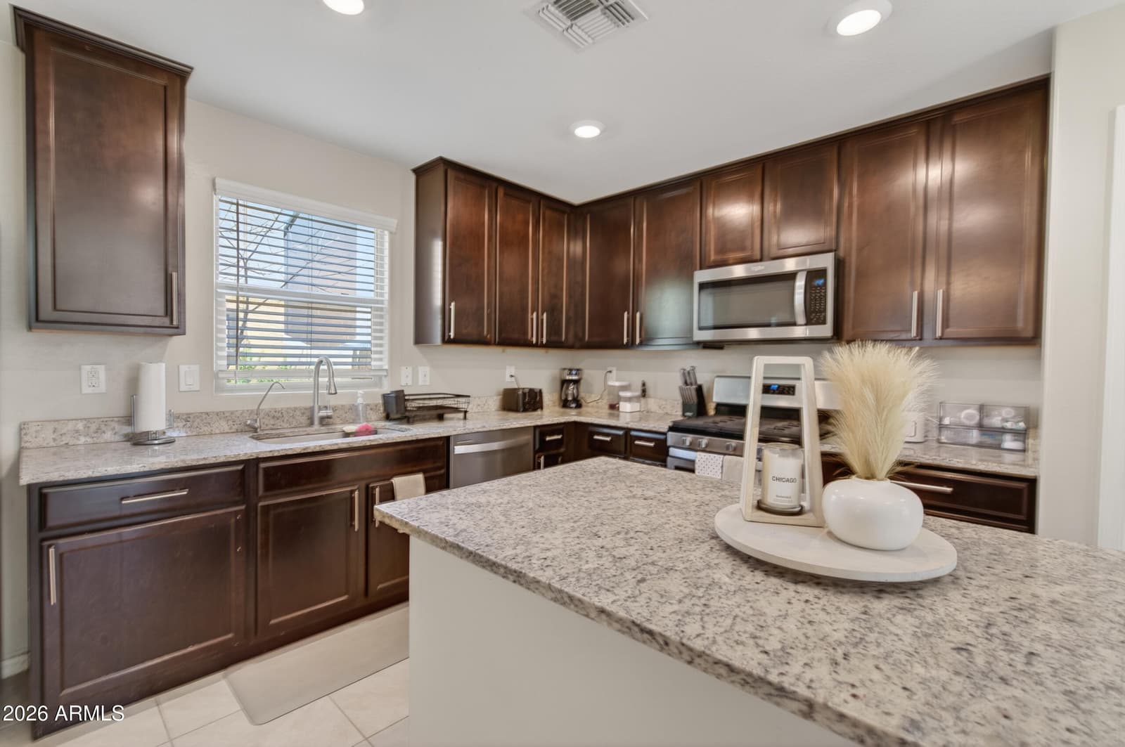 8224 W ALBENIZ Place, Phoenix, AZ 85043 — photo 3 of 37