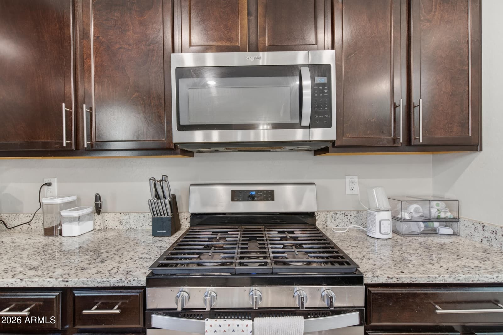 8224 W ALBENIZ Place, Phoenix, AZ 85043 — photo 13 of 37
