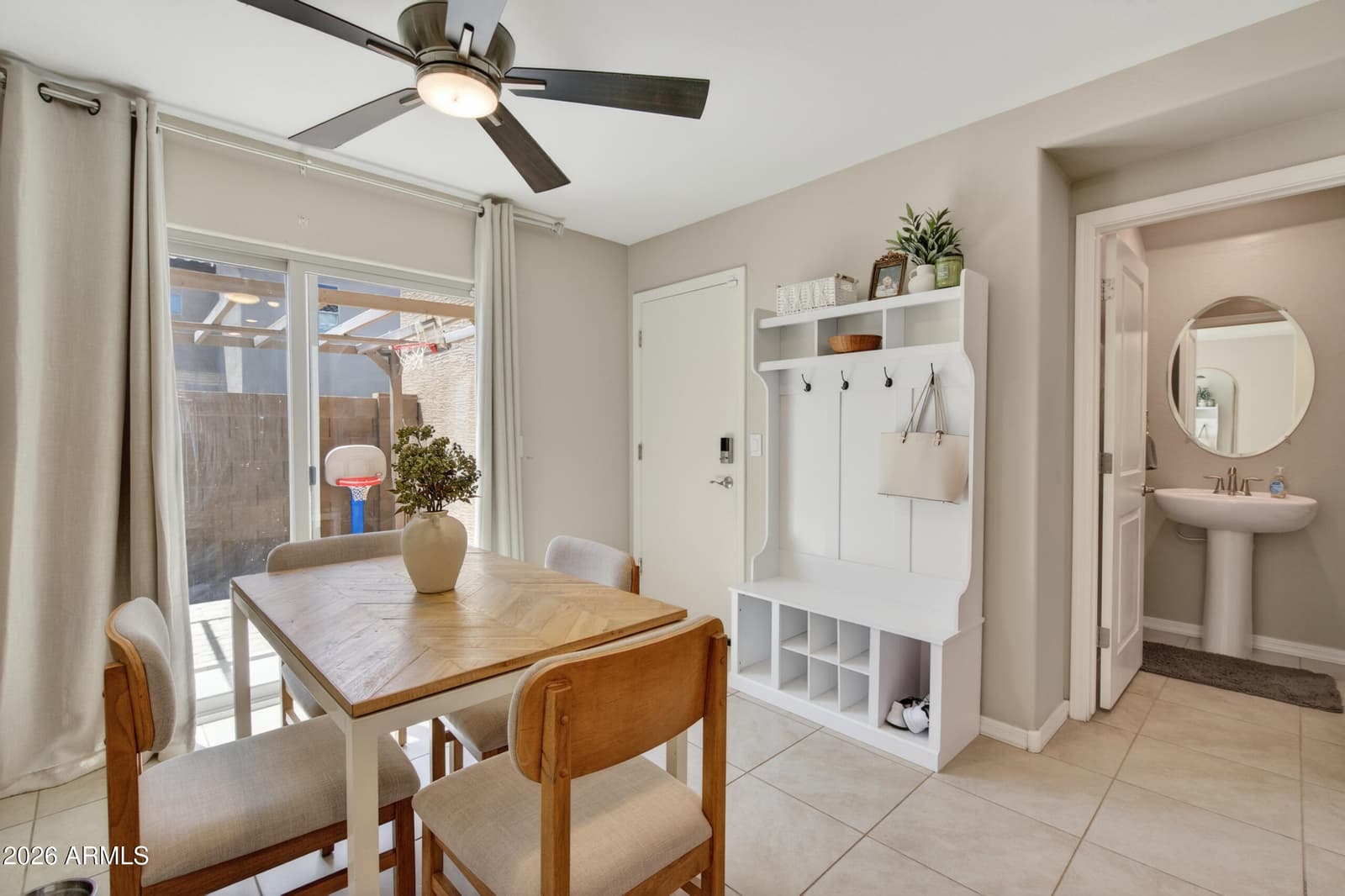 8224 W ALBENIZ Place, Phoenix, AZ 85043 — photo 14 of 37