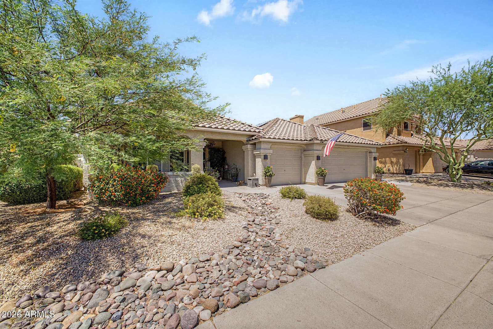 4606 E PEAK VIEW Road, Cave Creek, AZ 85331 — photo 2 of 62