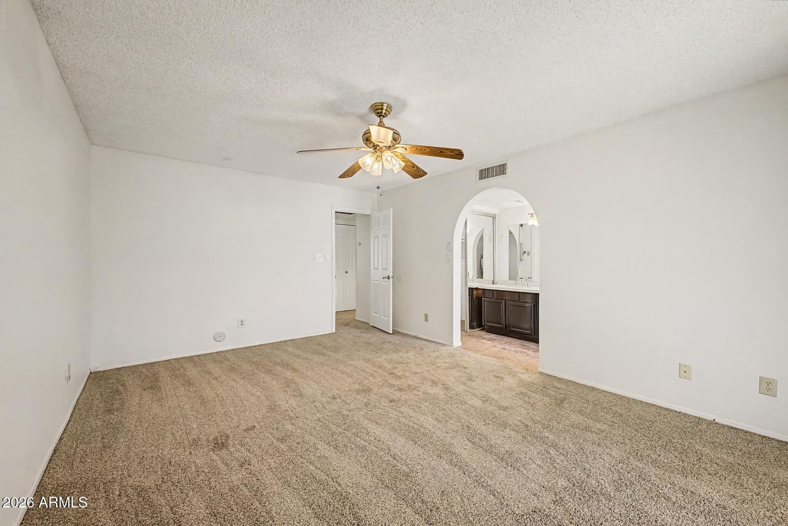 4415 W MORROW Drive, Glendale, AZ 85308 — photo 10 of 26