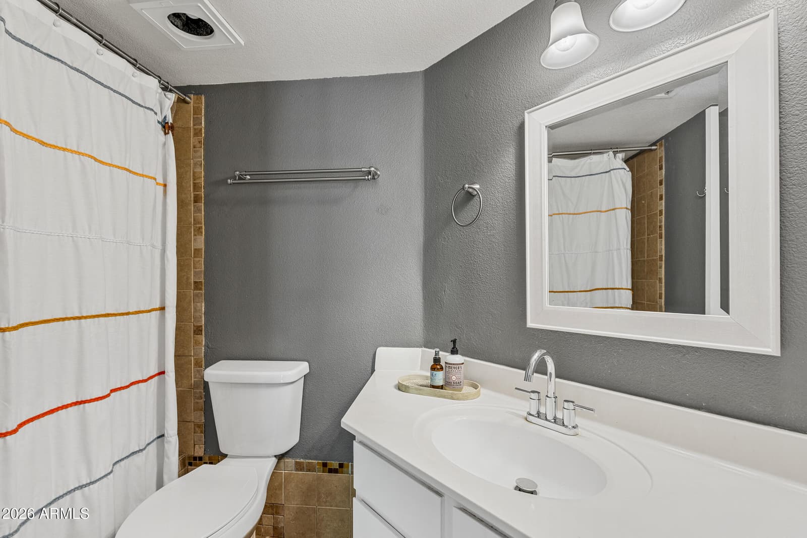 2370 N WHISPERING PINES Way, Flagstaff, AZ 86004 — photo 20 of 39
